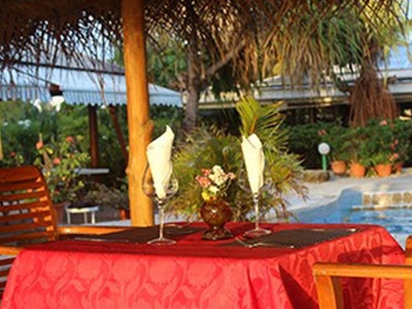 Pension Fare Maeva Huahine エクステリア 写真